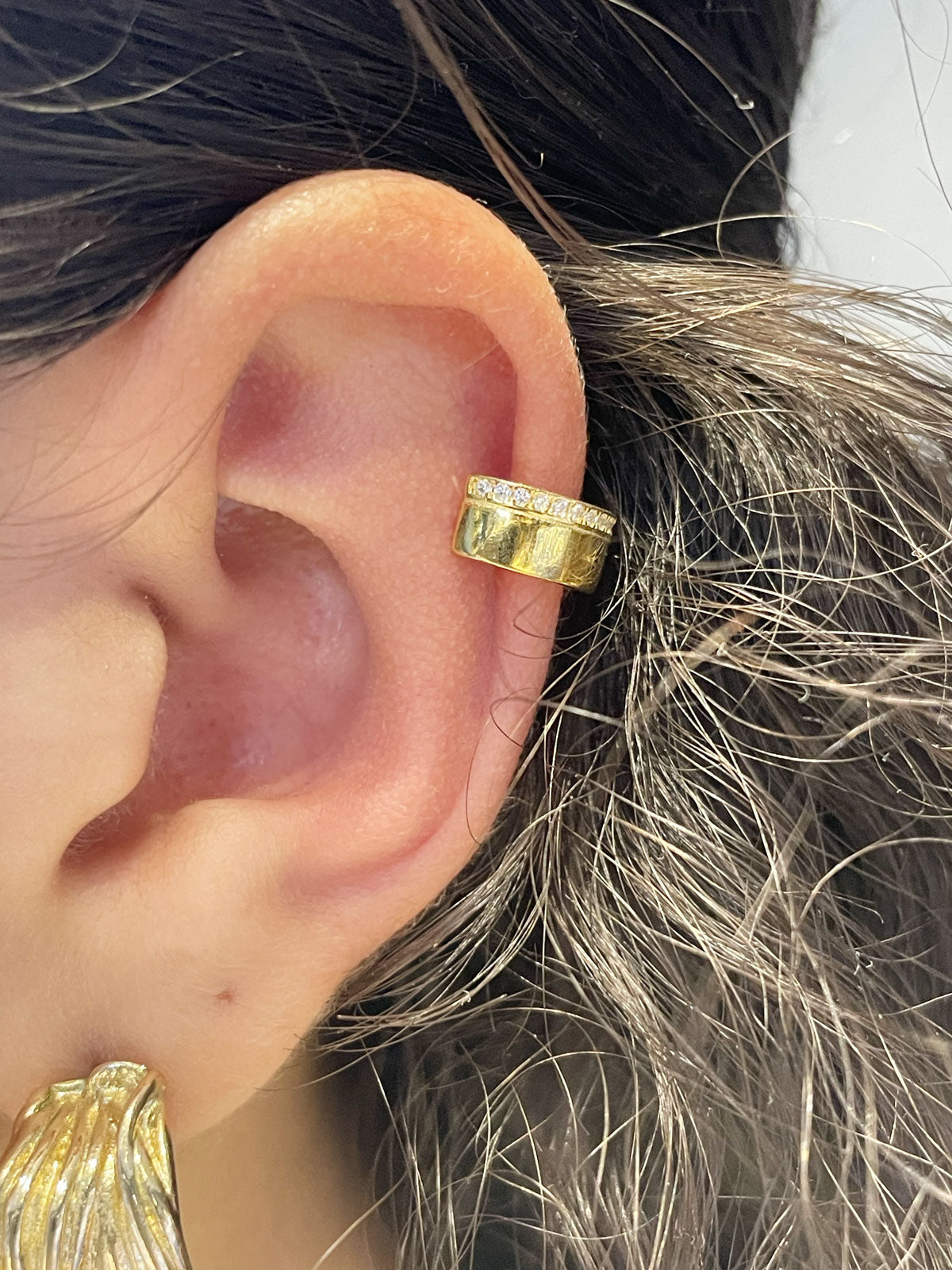 Siri Cuff