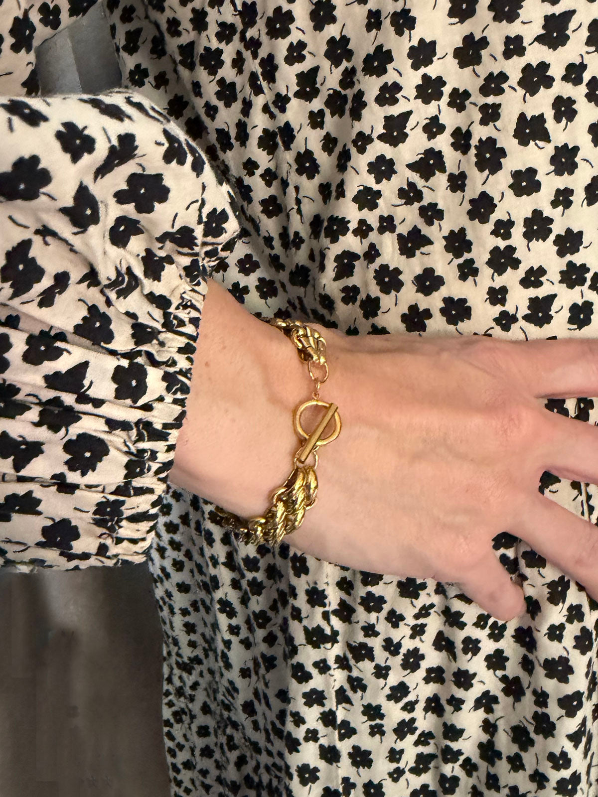 Strata bracelet gold