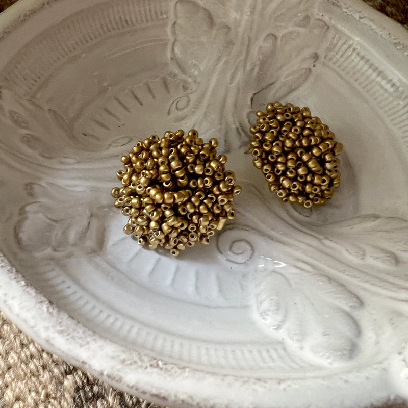 Sprinkle earring gold