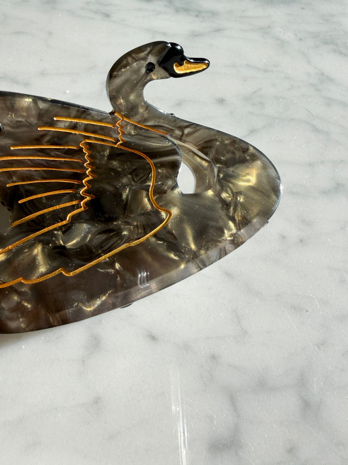 Swan Acetate Hair Claw