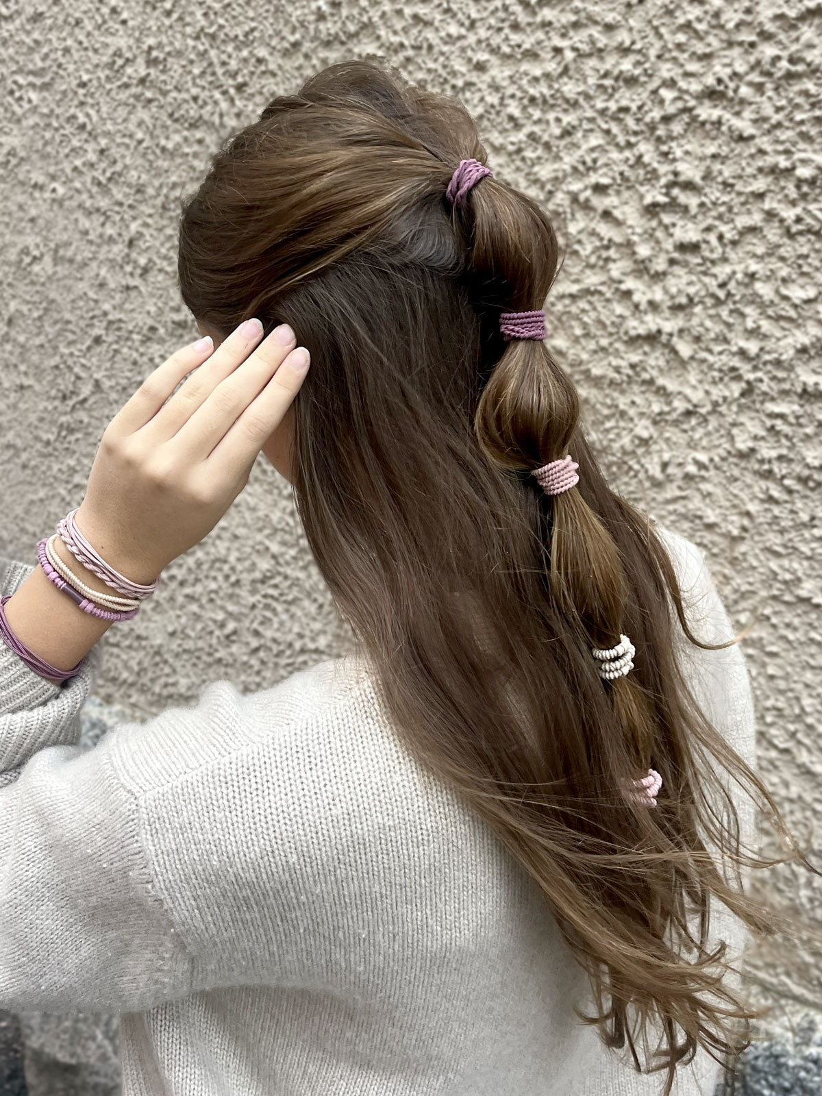 Costal ties rose