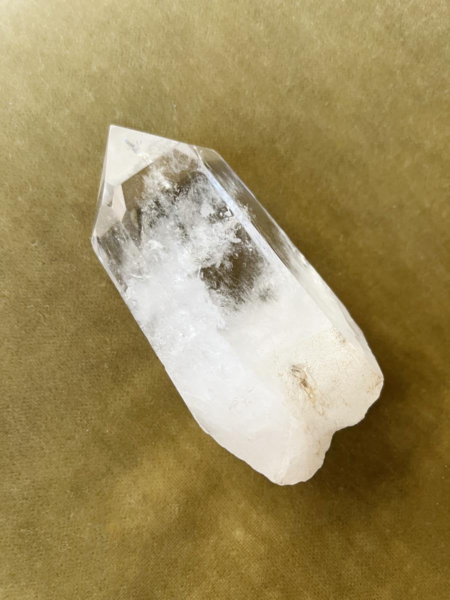 Clear crystal point