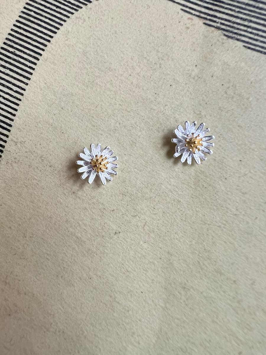 Daisy earring