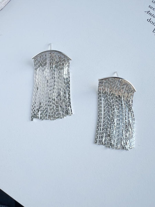 Fringe earring silver