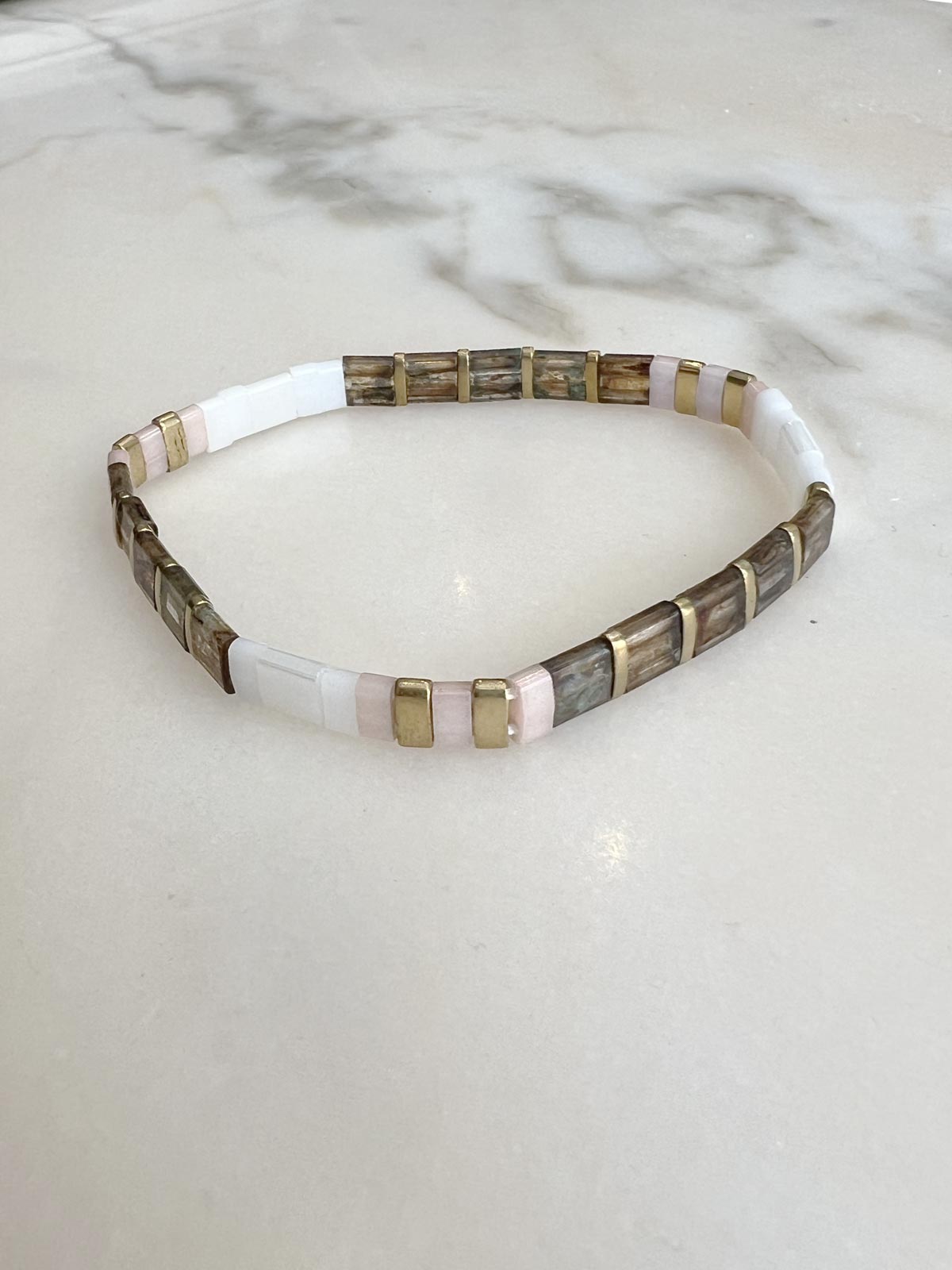 Glass tile bracelet ambre-blush-white