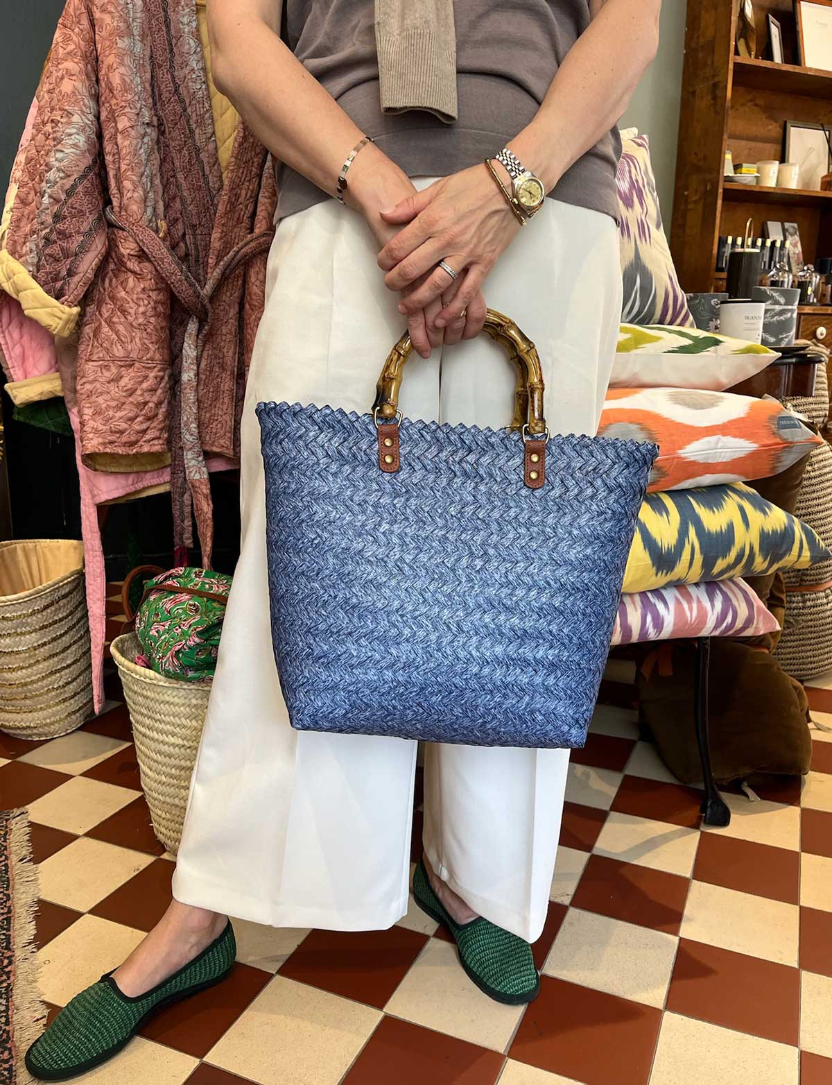 Island tote blue L