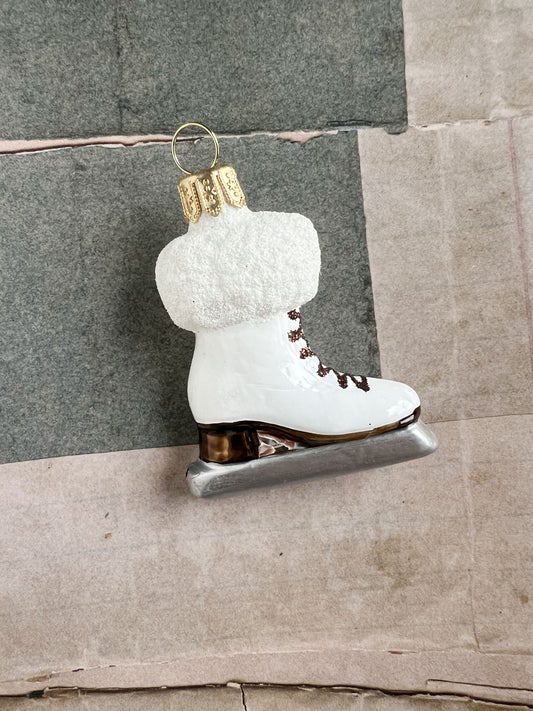 Ladies Skate Ornament