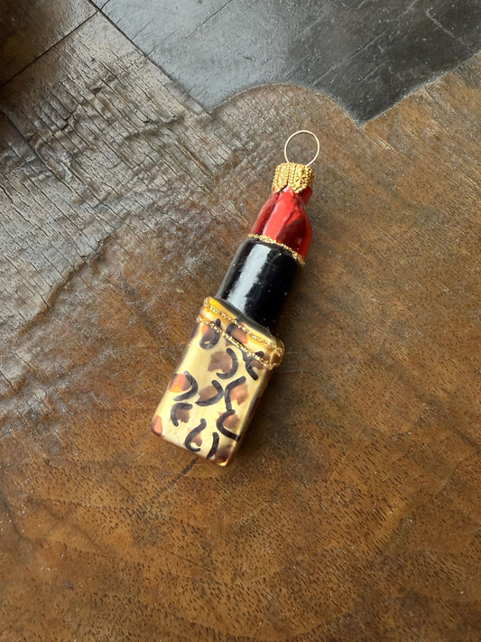 Lipstick Ornament Leo