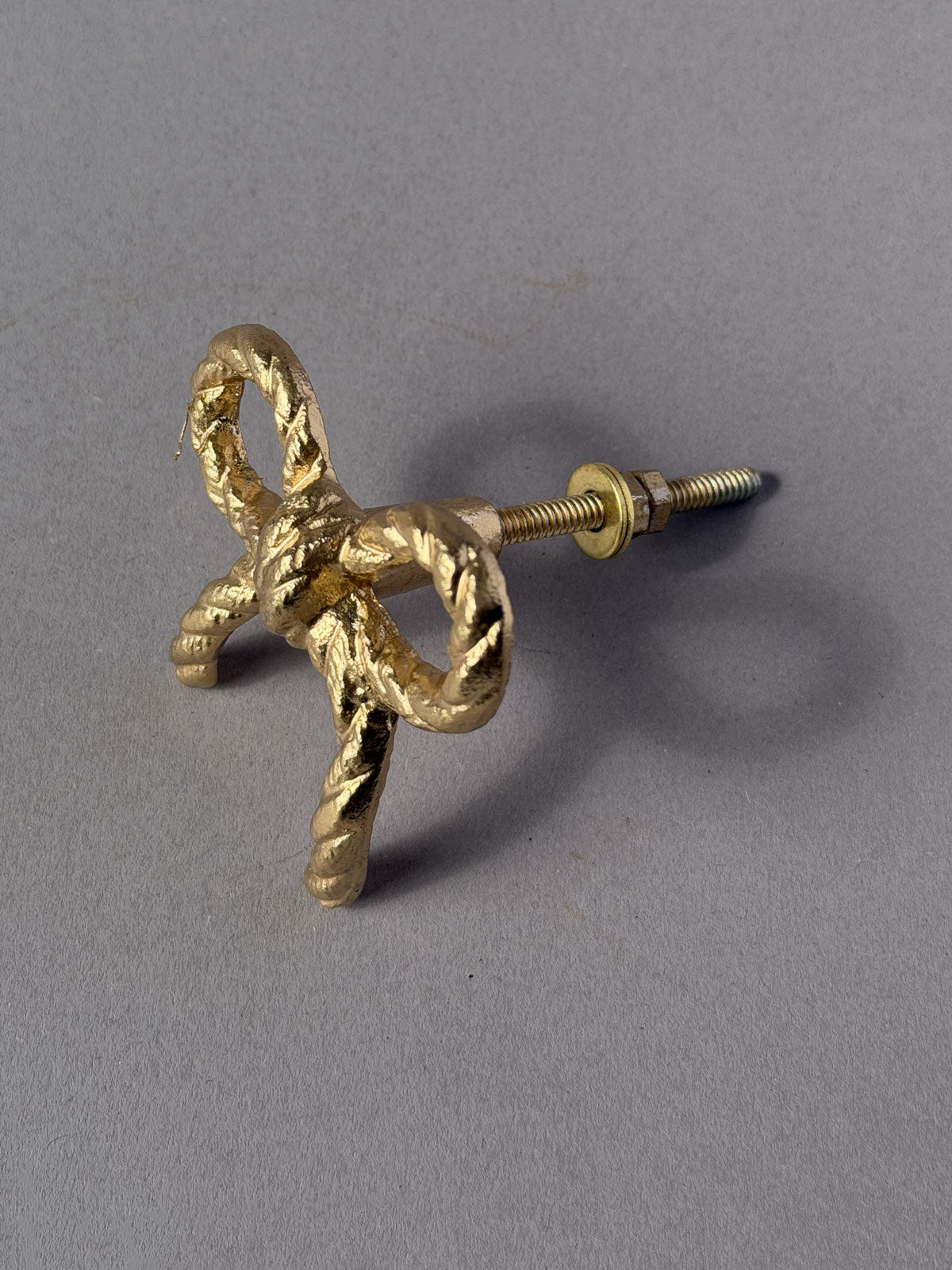 Cast iron knob rope bow gold