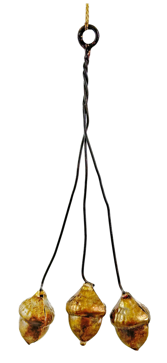 Metal acorn set of 3