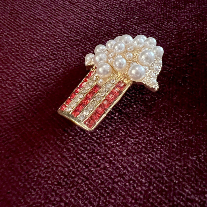 Popcorn brooch