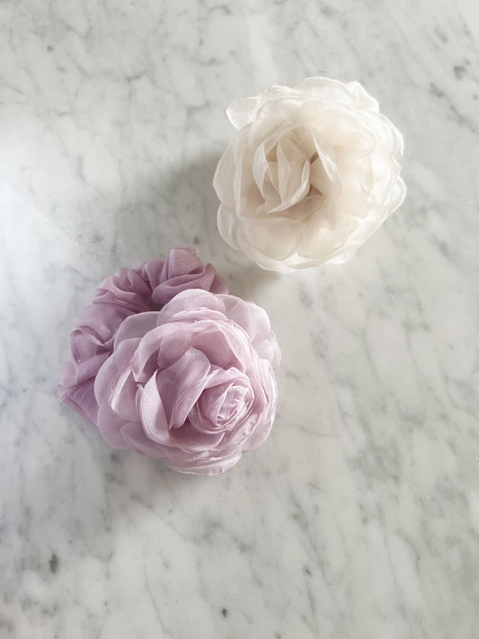 Rosalie scrunchie rose