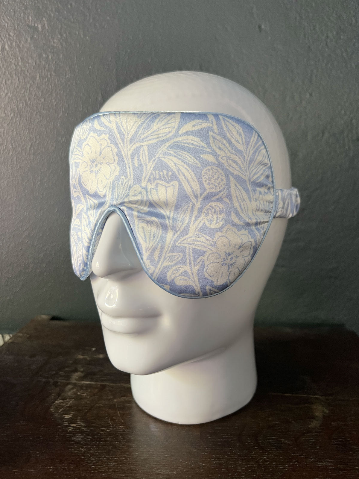 Serene silk sleep mask Meadow sky