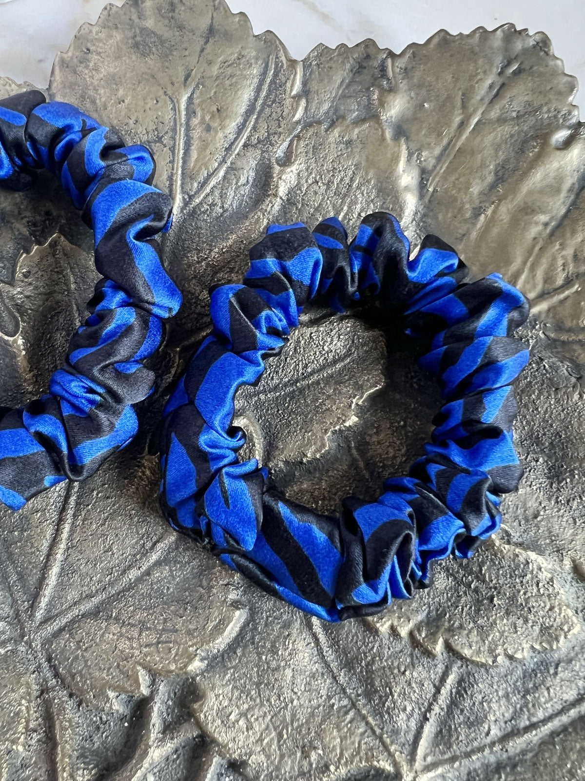 Silk scrunchie Zebra